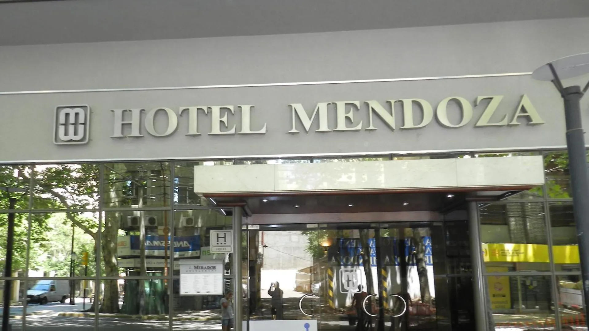 Hotel Mendoza