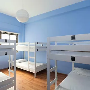 gusti-bed-breakfast.singapore-best-hotels.net/